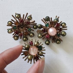 Vintage Jeweled Brooches And Screw Back Earring